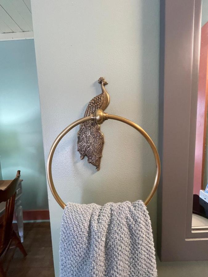Carriage House Bed & Breakfast 3*